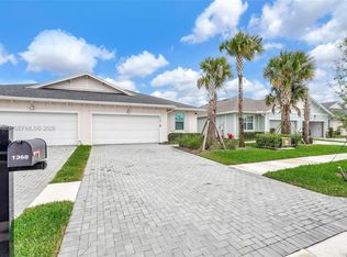 1368 Haywagon Trl, Loxahatchee, FL 33470