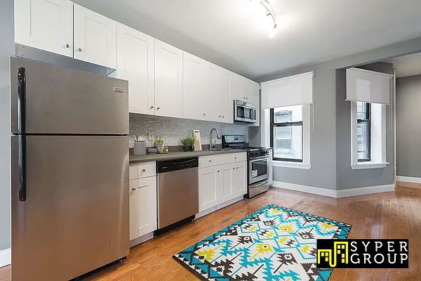 Rented by The Syper Group | media 33