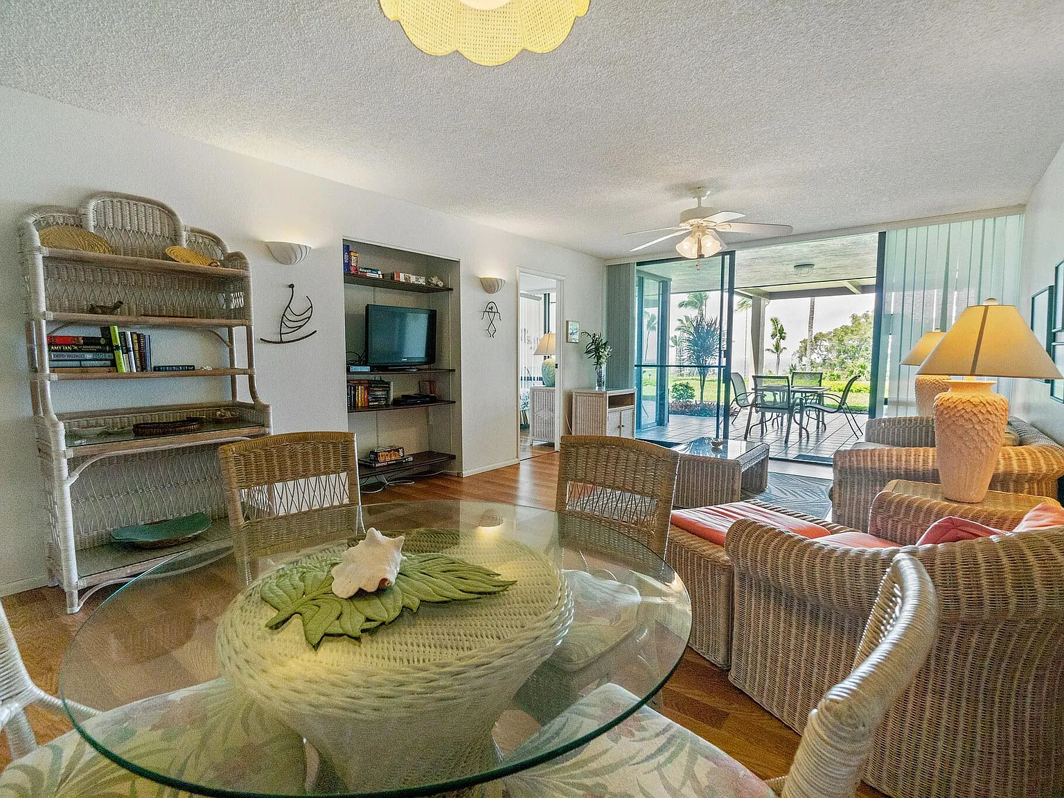 2 bed, 1000 sqft, $4,500 — Photo 4