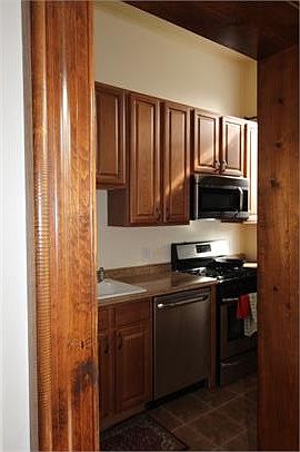 4th image of 102 E North Ave APT 3