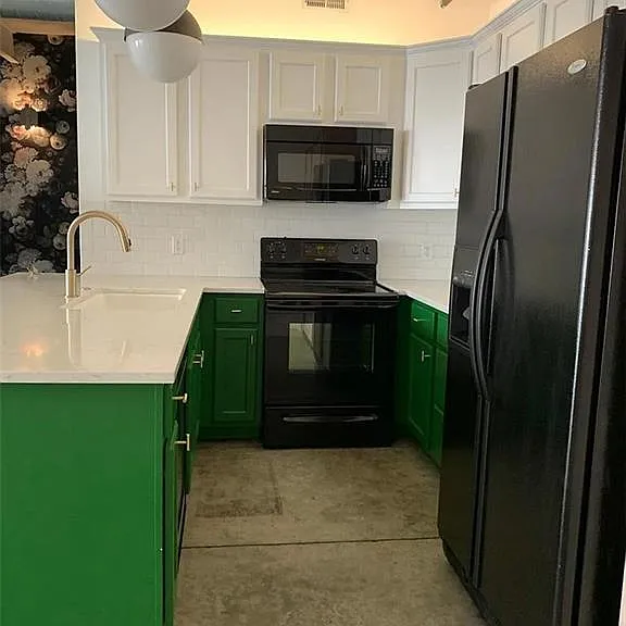 806 Marcus St SE #17 — Photo 4