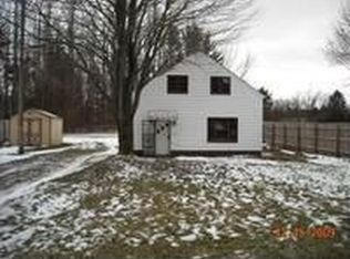 617 Polis St, Buchanan, MI 49107