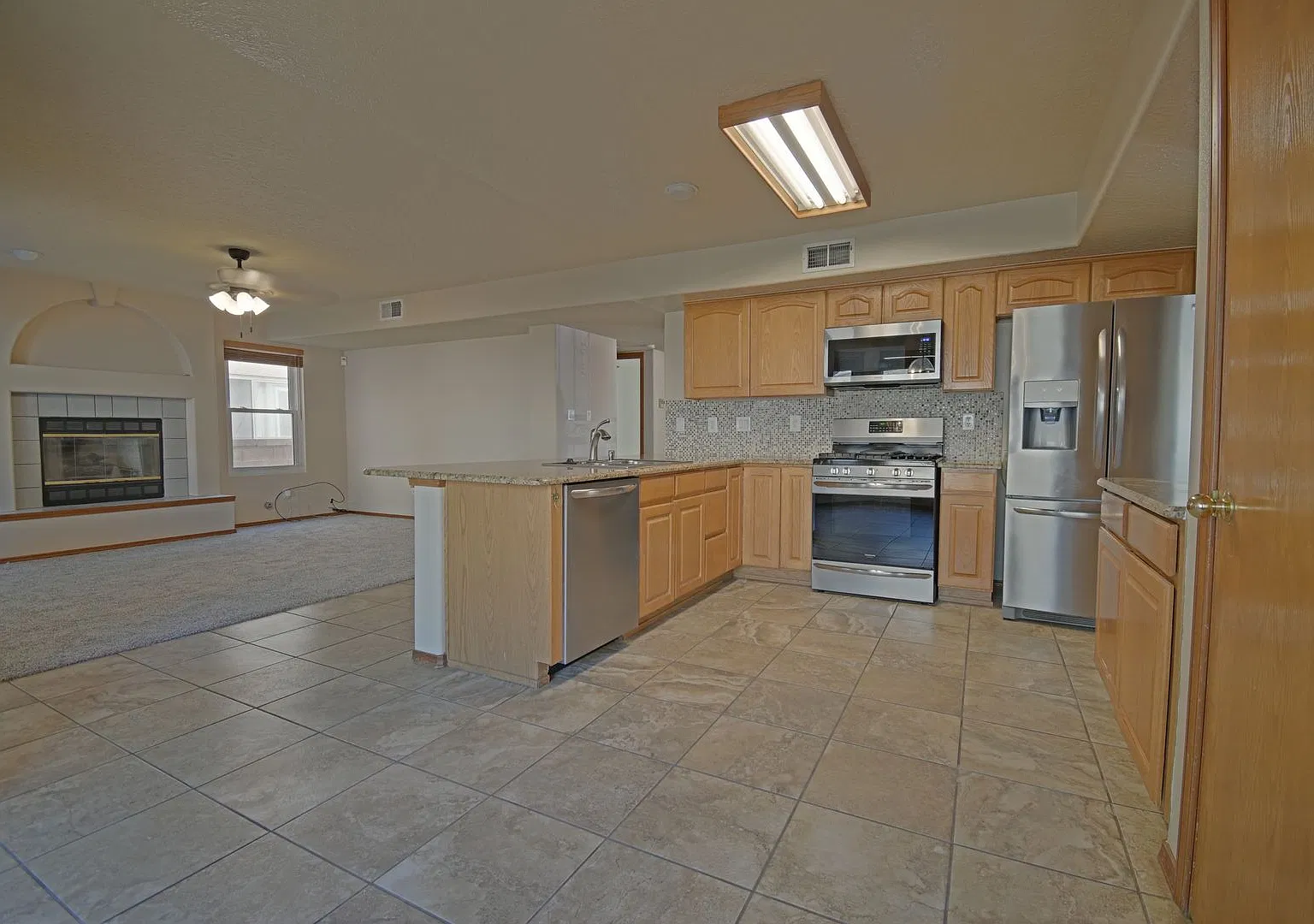 4bd/3ba Available for Move In — Photo 3