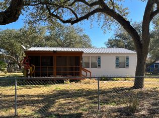 112 N 4th St, Fulton, TX 78358