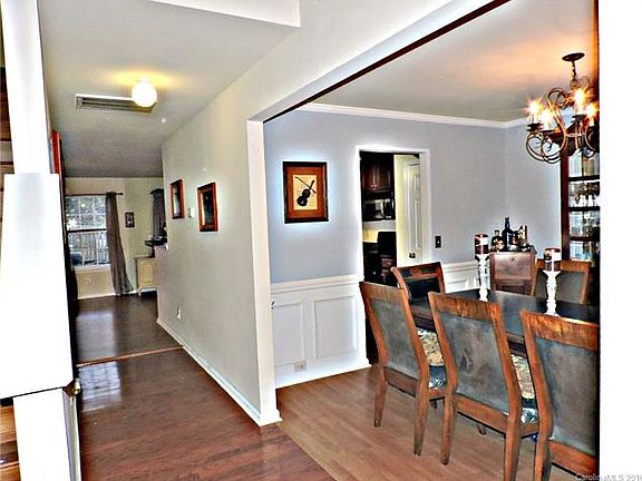 2nd image of 10641 Mountain Springs Dr