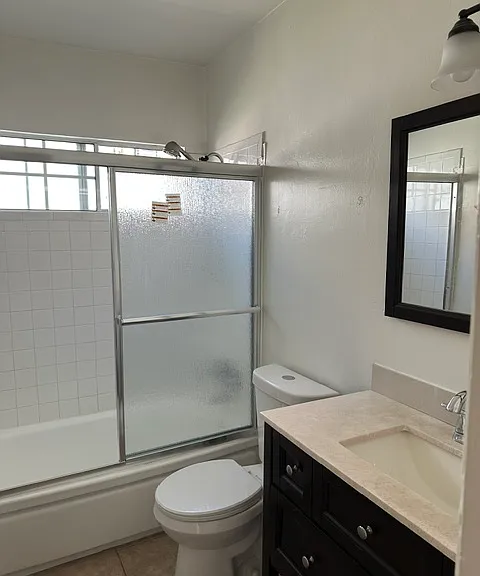 1216 N Las Palmas Ave #9 — Photo 6