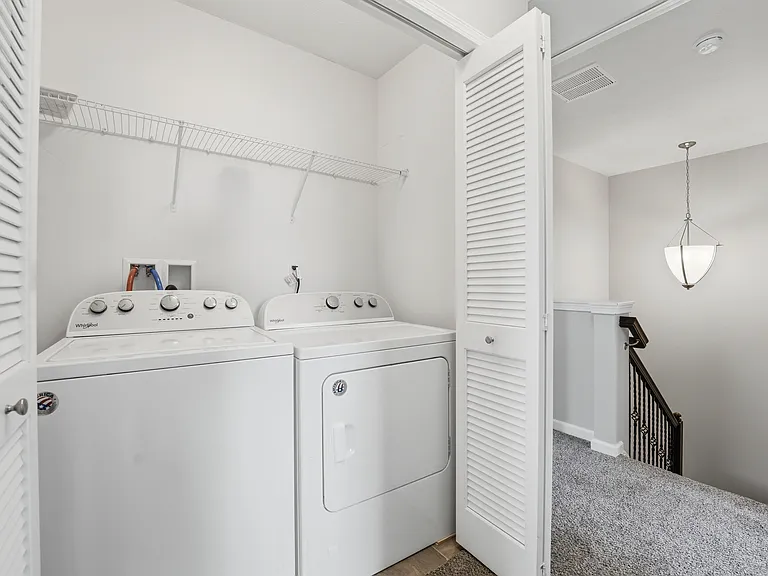 202 Pointe View Dr — Photo 21