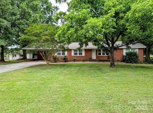 5628 White Store Rd, Wingate, NC 28174