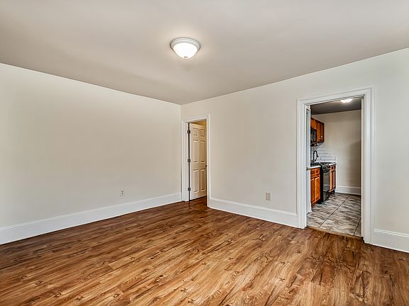 3rd image of 4515 N Marvine St Floor 2