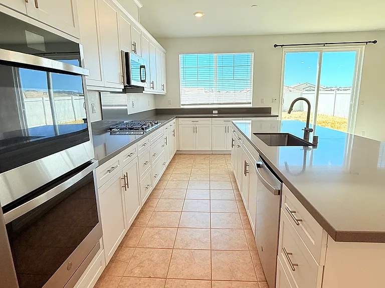 26541 Scotch Pine Cir — Photo 4