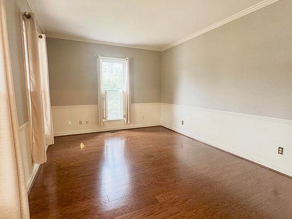 4th image of 14 Mallet Hill Ct