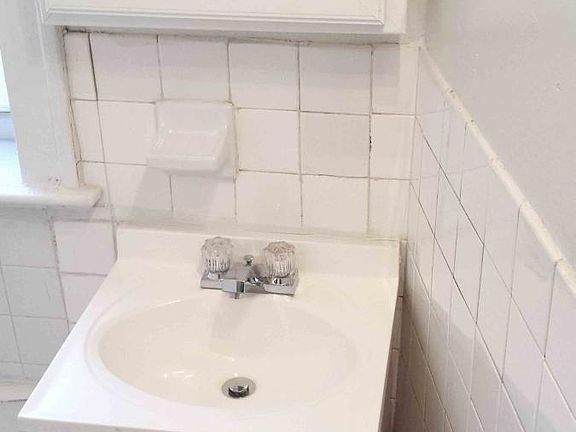 4th image of 12203 Clifton Blvd APT 42