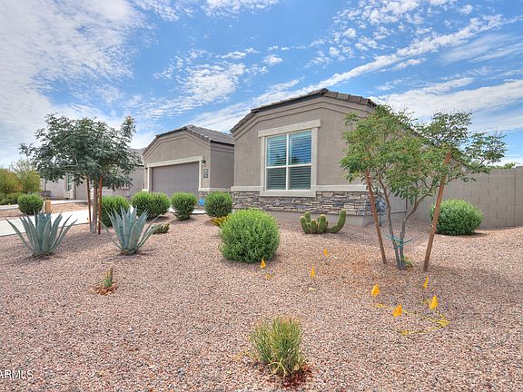 3rd image of 38237 W NINA Street