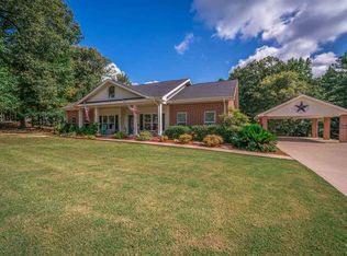 199 Lassiter Rd, Longview, TX 75602