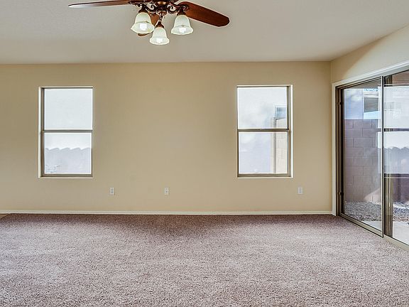 3rd image of 1025 S Mosley Dr