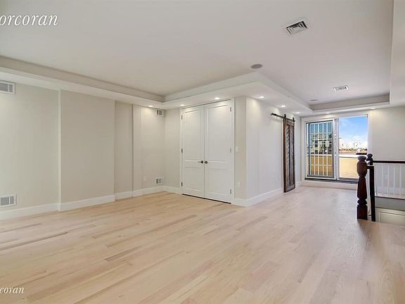 5th image of 228 Lexington Ave #2