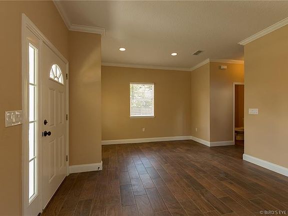 5th image of 1122 Hardy Ave