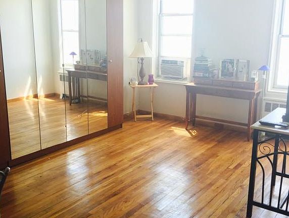 2nd image of 12116 Ocean Promenade APT 2F