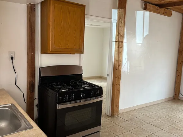 205 Stanford Dr SE APT B, Albuquerque, NM 87106