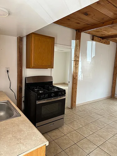 205 Stanford Dr SE #B Photo 1 205 Stanford Dr SE #B Photo 1