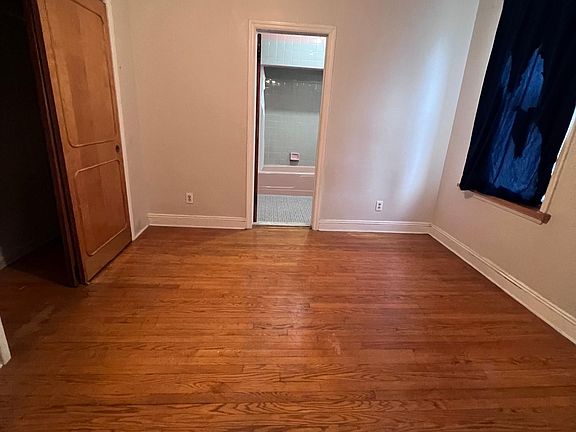 4th image of 52 68th St APT 2
