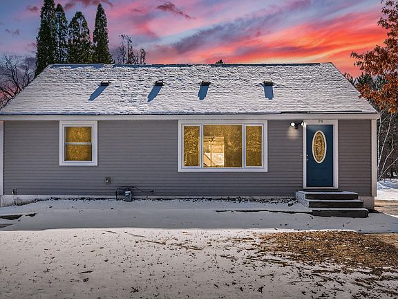 2nd image of 1218 Klondike Dr NE
