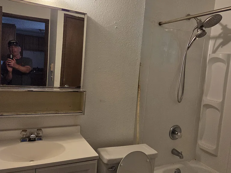 200 Cherry Ln #8 — Photo 5