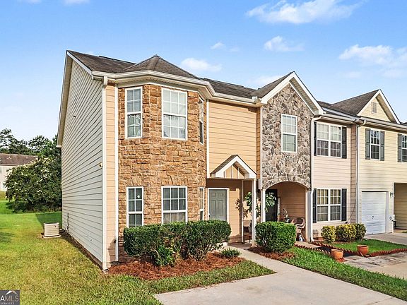 4th image of 6865 Mountain Cir