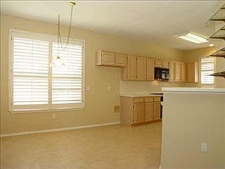 4th image of 7116 Goldenrod Dr