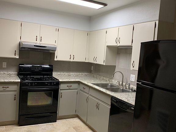 5th image of 4701 Hickory Ave #U