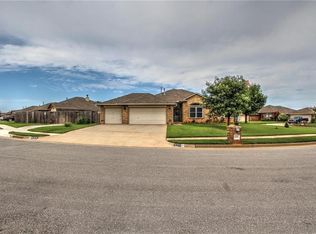 8100 Greer Way, Oklahoma City, OK 73132