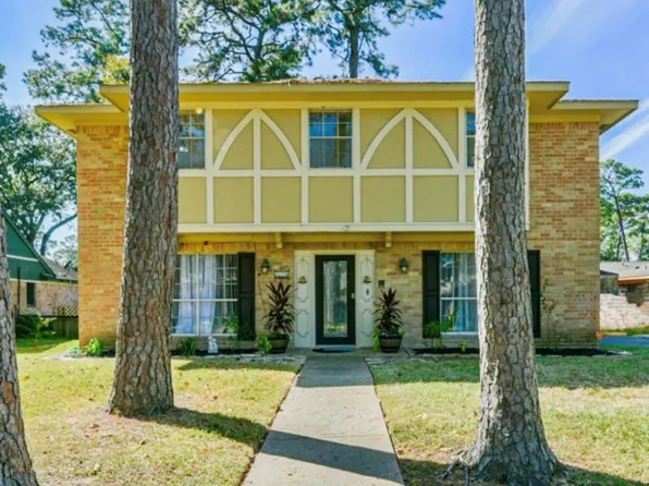 3728 Autumn Ln, Baytown, TX 77521