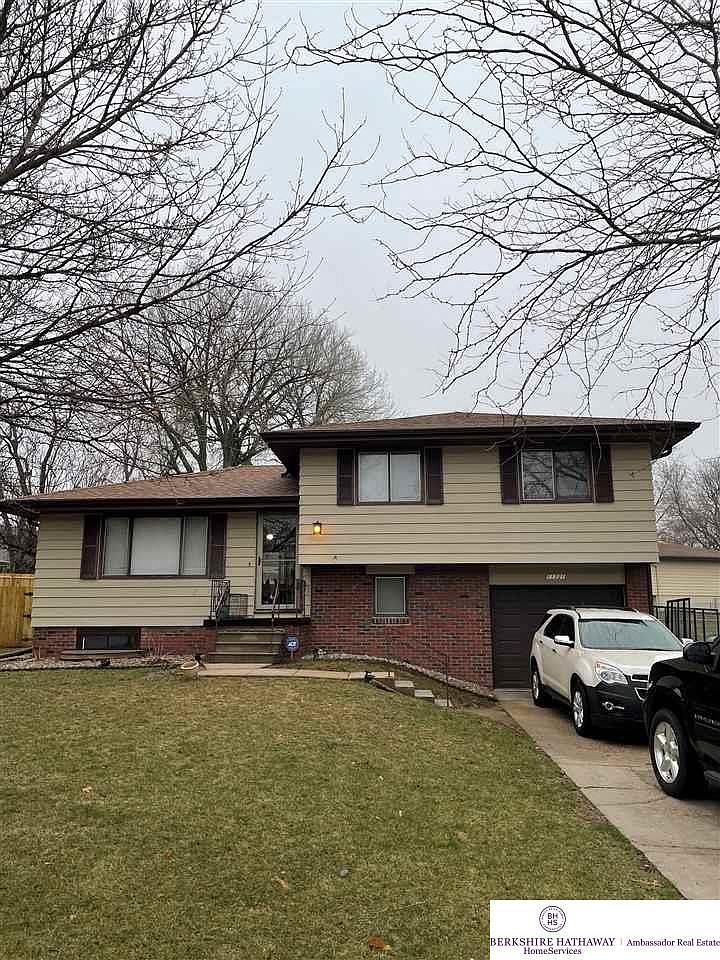 11221 Roxbury Dr Omaha Ne 68137 Zillow