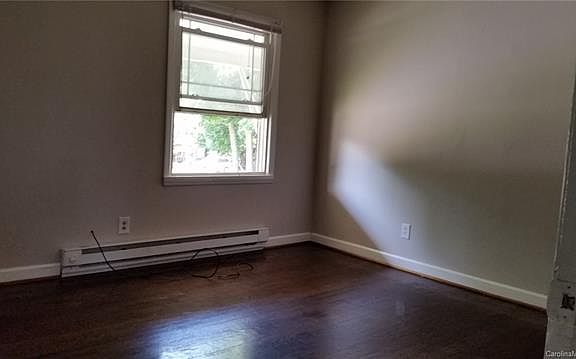 5th image of 1111 Belmont Ave APT 3