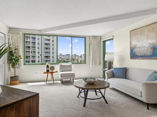 1314 Kalakaua Ave APT 911, Honolulu, HI 96826