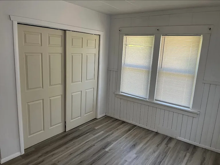 412 15th Ave S #2 — Photo 7