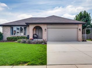8735 Henry St, Orland Park, IL 60462