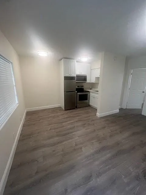 1 bed, 650 sqft, $1,695 — Photo 3