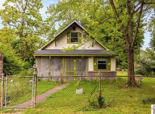 1942 Hendricks St, Paducah, KY 42003