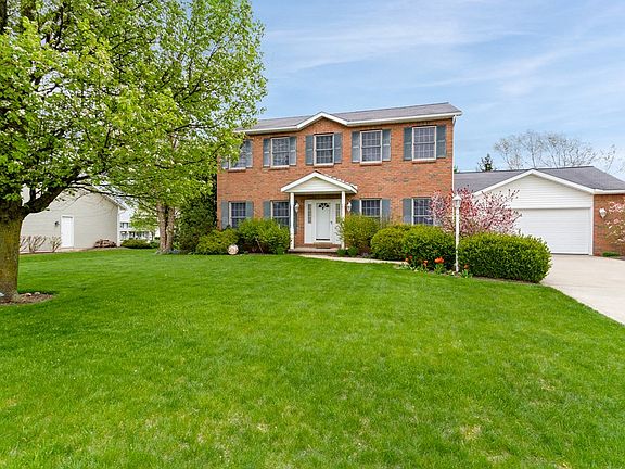 2nd image of 2319 Creekview Ct