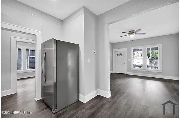 Building Photo - 441 Belfort St