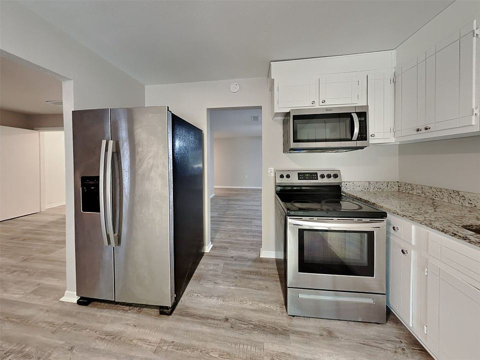 1st image of 3010 Baskin Dr