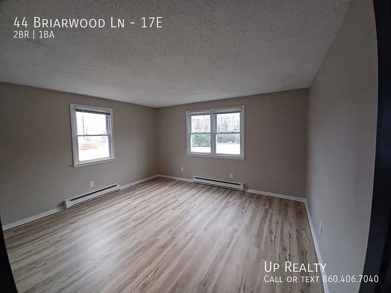 44 Briarwood Ln #17E — Photo 12