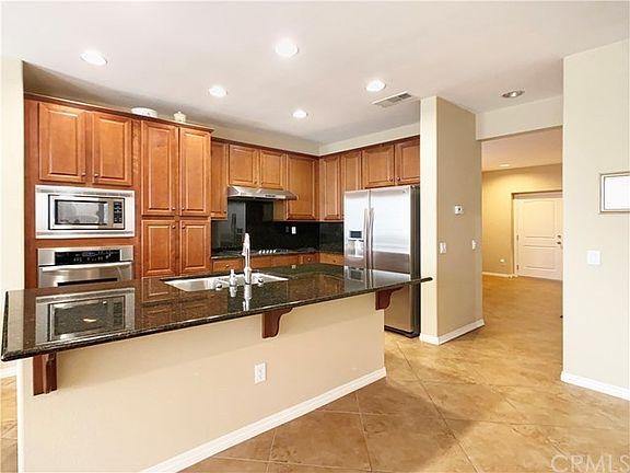 4th image of 376 W Pebble Creek Ln