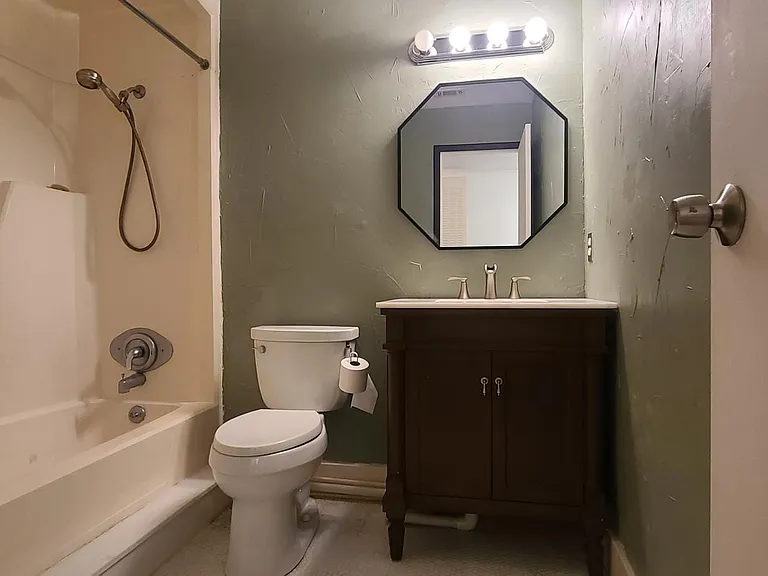 6519 W Newberry Rd #602 — Photo 11