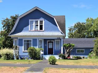 115 N Dean St, Coquille, OR 97423