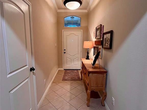 4th image of 11017 Castle Oak Ln