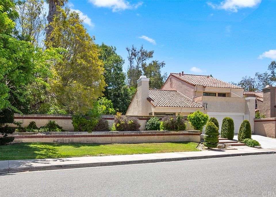 1st image of 24882 Luna Bonita Dr