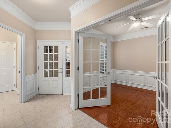 4th image of 45014 Wigeon Ln Unit 100