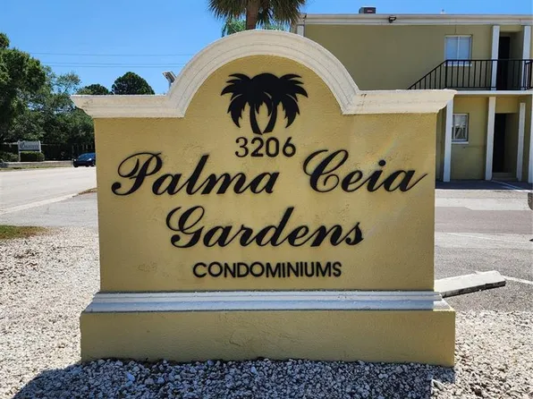 3206 W Azeele St APT 227, Tampa, FL 33609